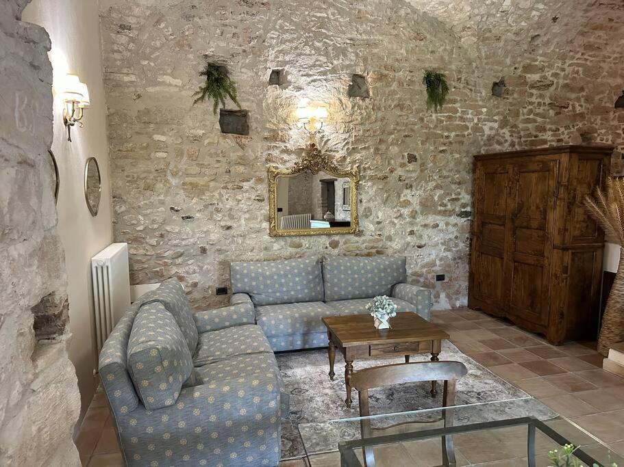 All Stone Horse Stable Converted To Elegant Apartment - Baltimora Spoleto Eksteriør billede