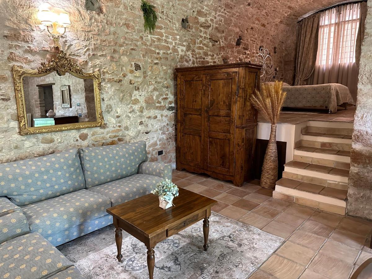 All Stone Horse Stable Converted To Elegant Apartment - Baltimora Spoleto Eksteriør billede