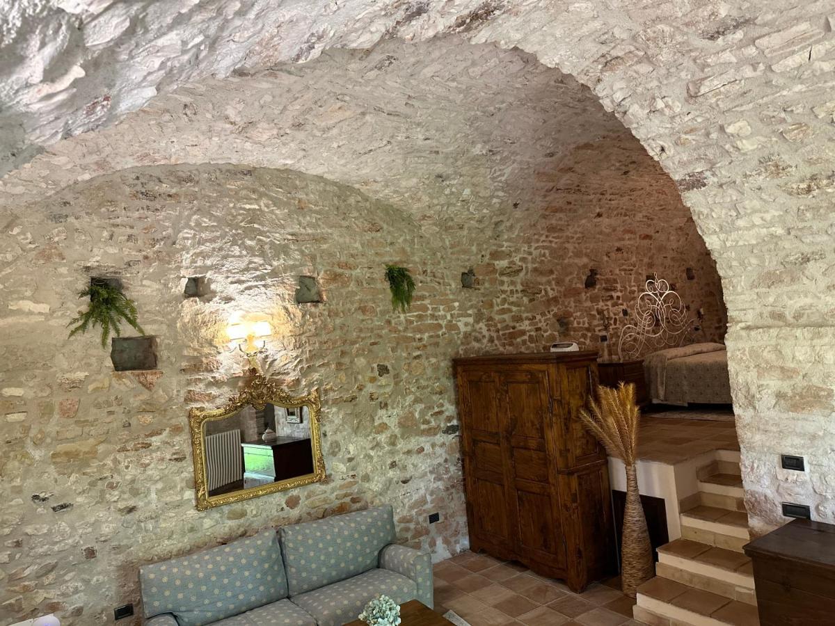 All Stone Horse Stable Converted To Elegant Apartment - Baltimora Spoleto Eksteriør billede